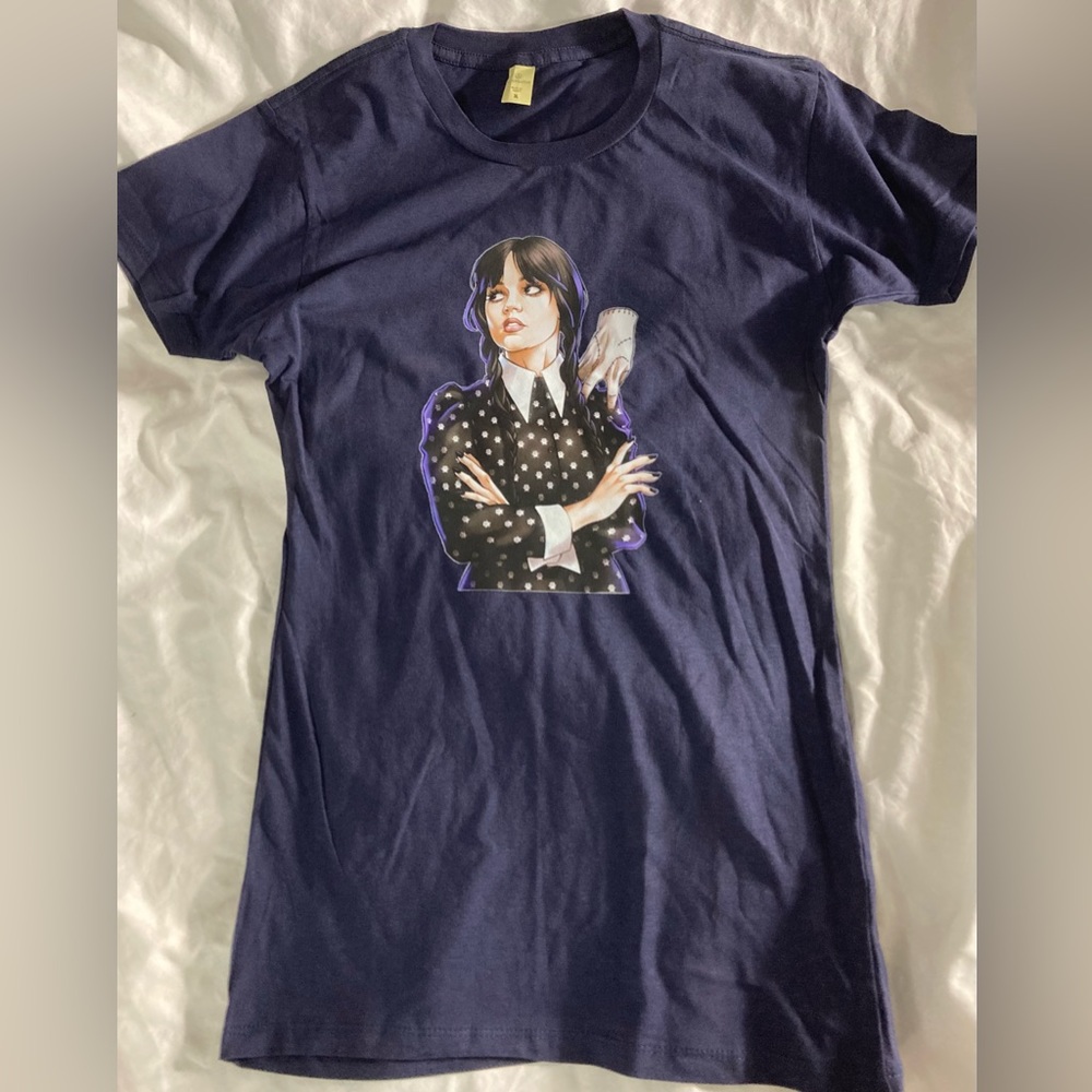 WEDNESDAY & Thing The Adam’s Family Women’s Navy Blue Tee Size Junior M NWT
